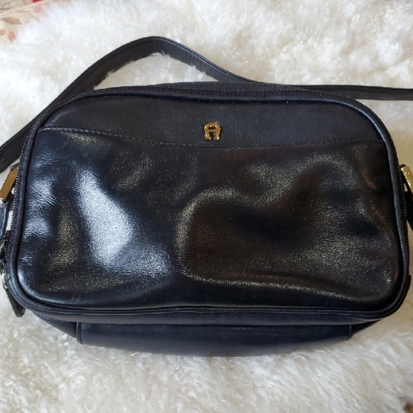 Etienne Aigner Black Genuine Leather Crossbody Bag 6 X 9 - Picture 1 of 13